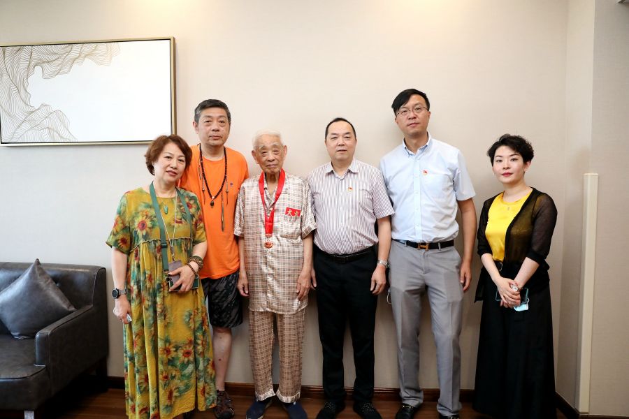 1624435496114134roRy.jpg 13.jpg